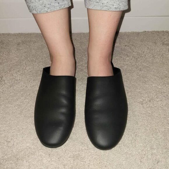Toms mules size 9.5 - Picture 3 of 6